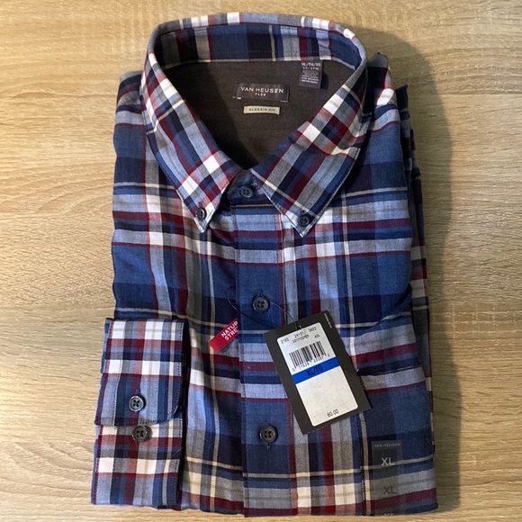 Van Heusen Other - Van Heusen button shirt